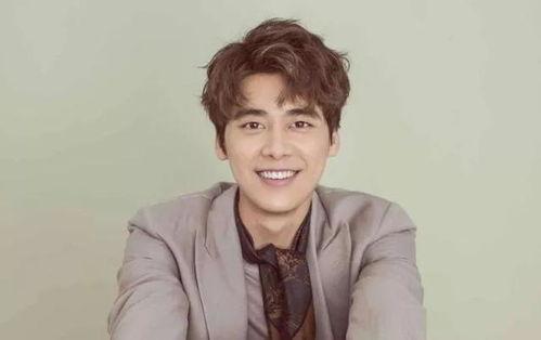 李易峰吃瓜吐槽视频全集,娱乐圈幕后真相大揭秘