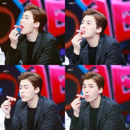 最新李易峰吃瓜视频,揭秘娱乐圈背后的惊人真相！